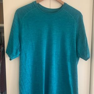 Lululemon Metal Vent Tech shirt.  Size XL.  Excellent condition.